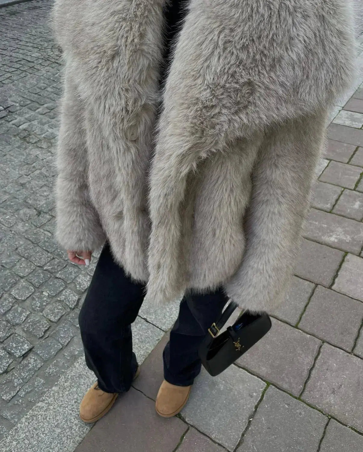 Macy - Fur Coat