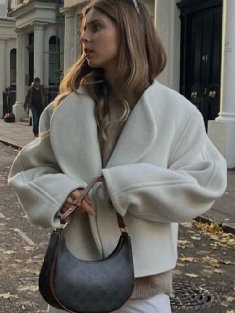 Claire - Cropped Wool Coat