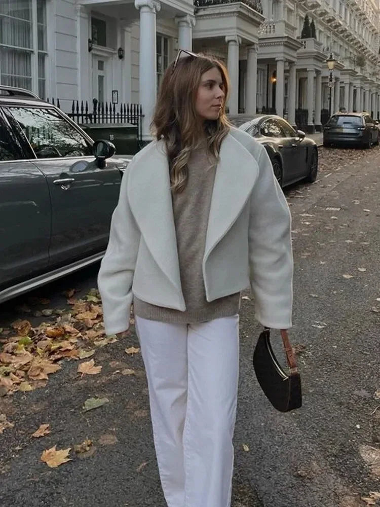 Claire - Cropped Wool Coat